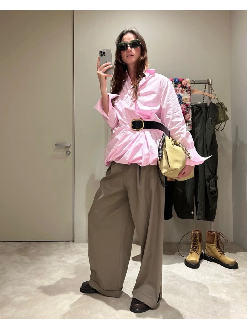  Loewe Early Spring Pleated Balloon-Sleeve Shirt with Belt Pink