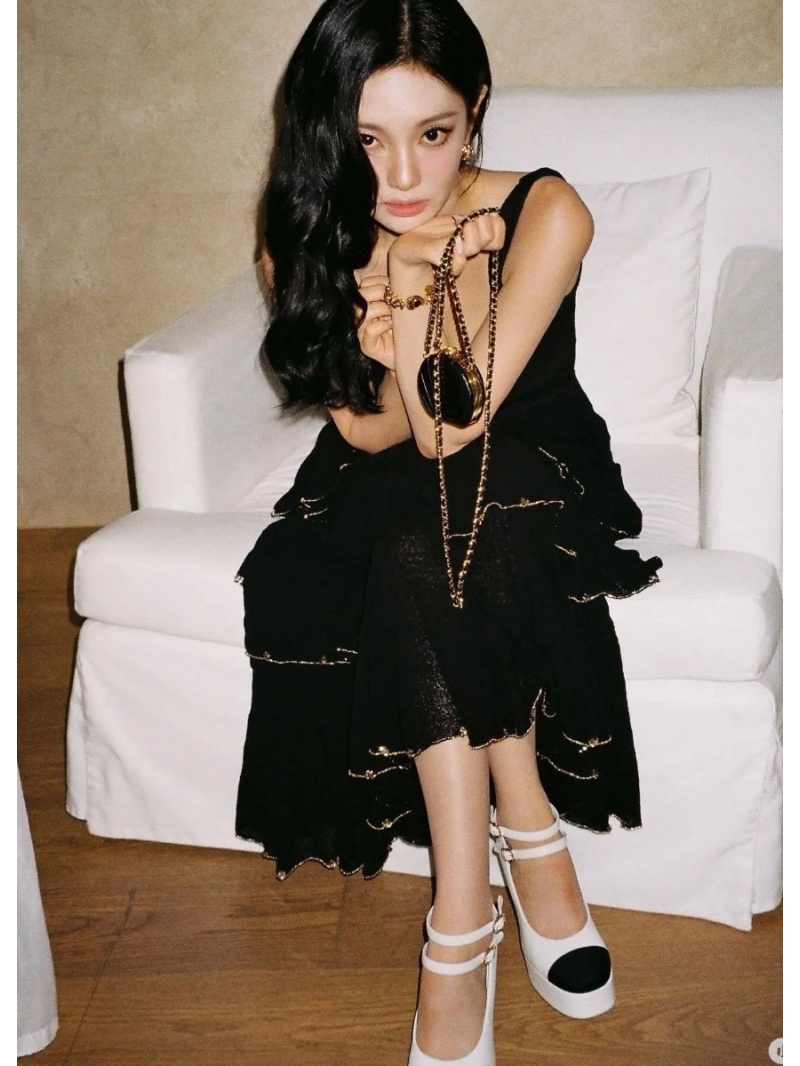 Chanel Limited Edition Coco25a Atelier Collection - Tiered Lace-Trimmed Dress in Black & Gold