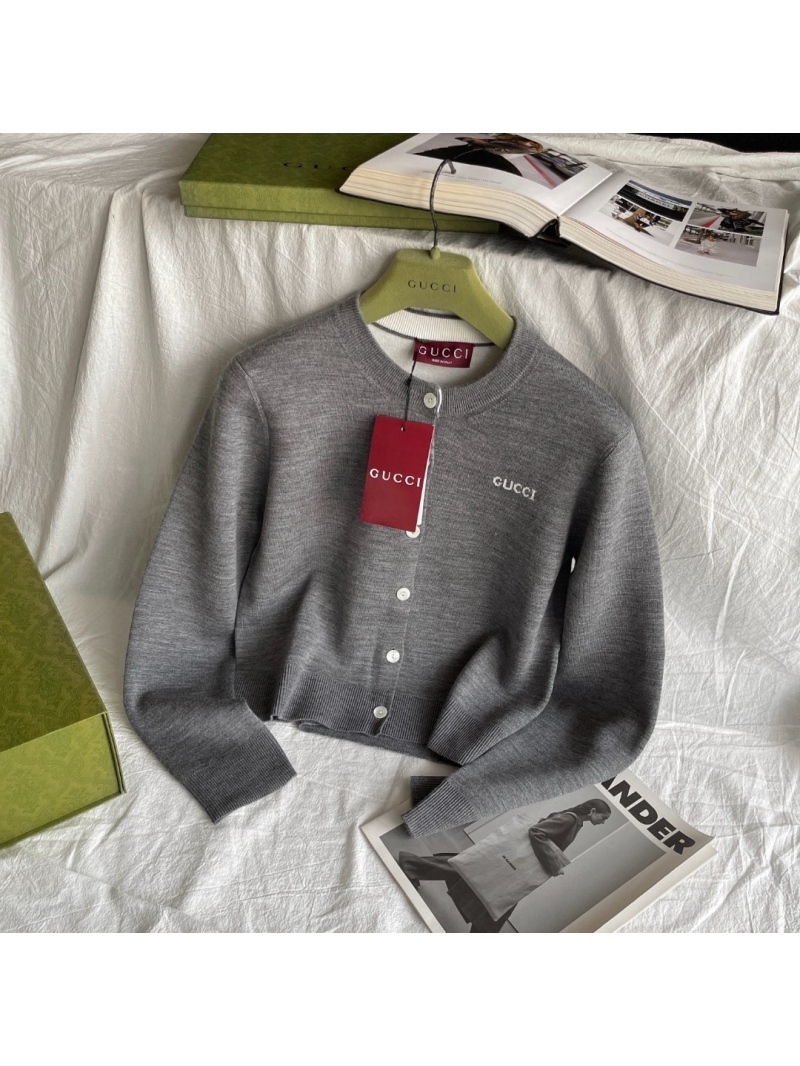 Gucci Logo Knit Wool Round Neck Cardigan Grey