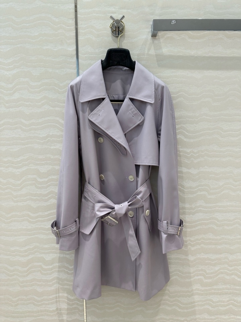 MaxMara Goddess-Style Oversized Trench Coat – Timeless Elegance