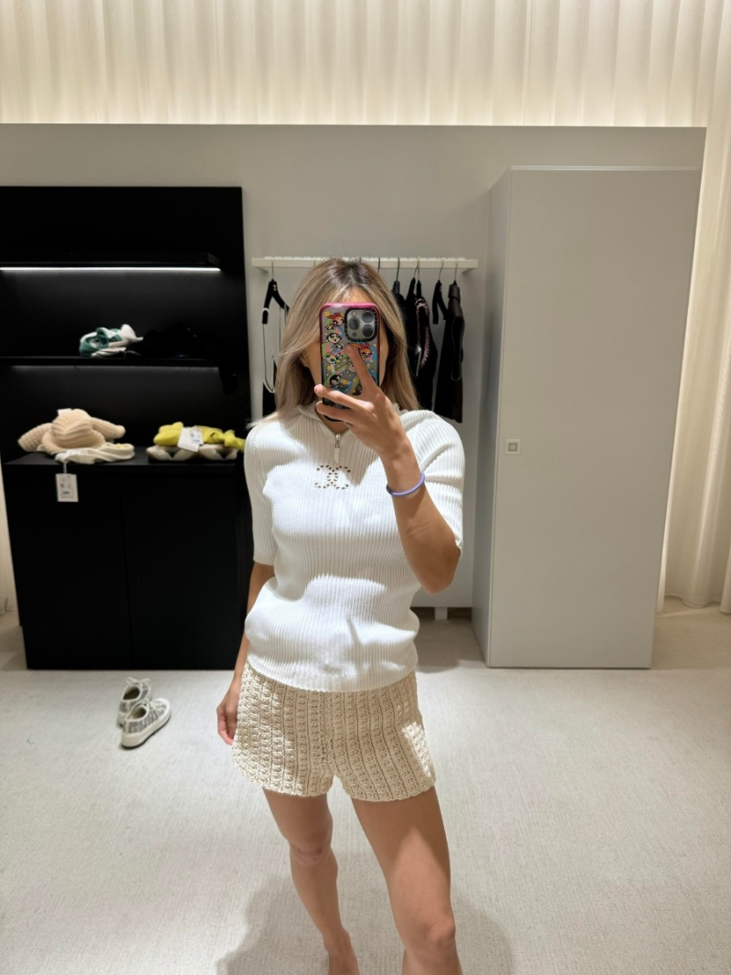 Chanel SS25 Contrast-Trim Hooded Knit Top. White