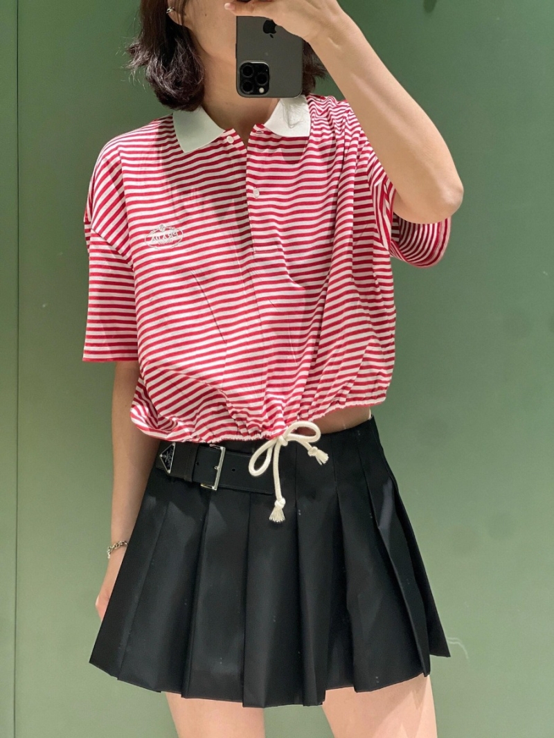 Prada 25Ss Spring/Summer Stylish Striped Polo Shirt in Red and White Stripes