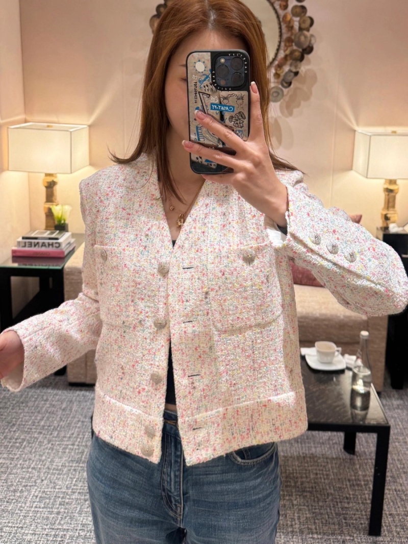 Chanel 25C Early Spring Luxurious Tweed Jacket in Beige