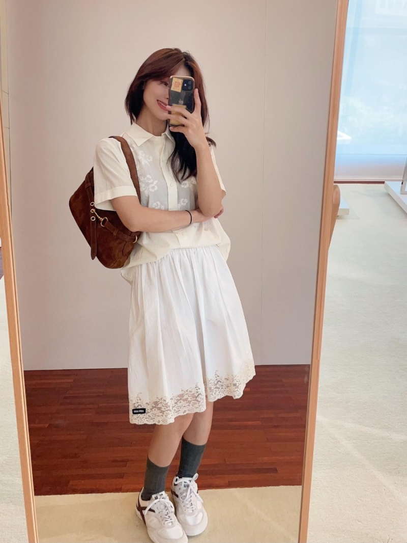 Miu Miu 25SS Chic Embroidered Shirt White