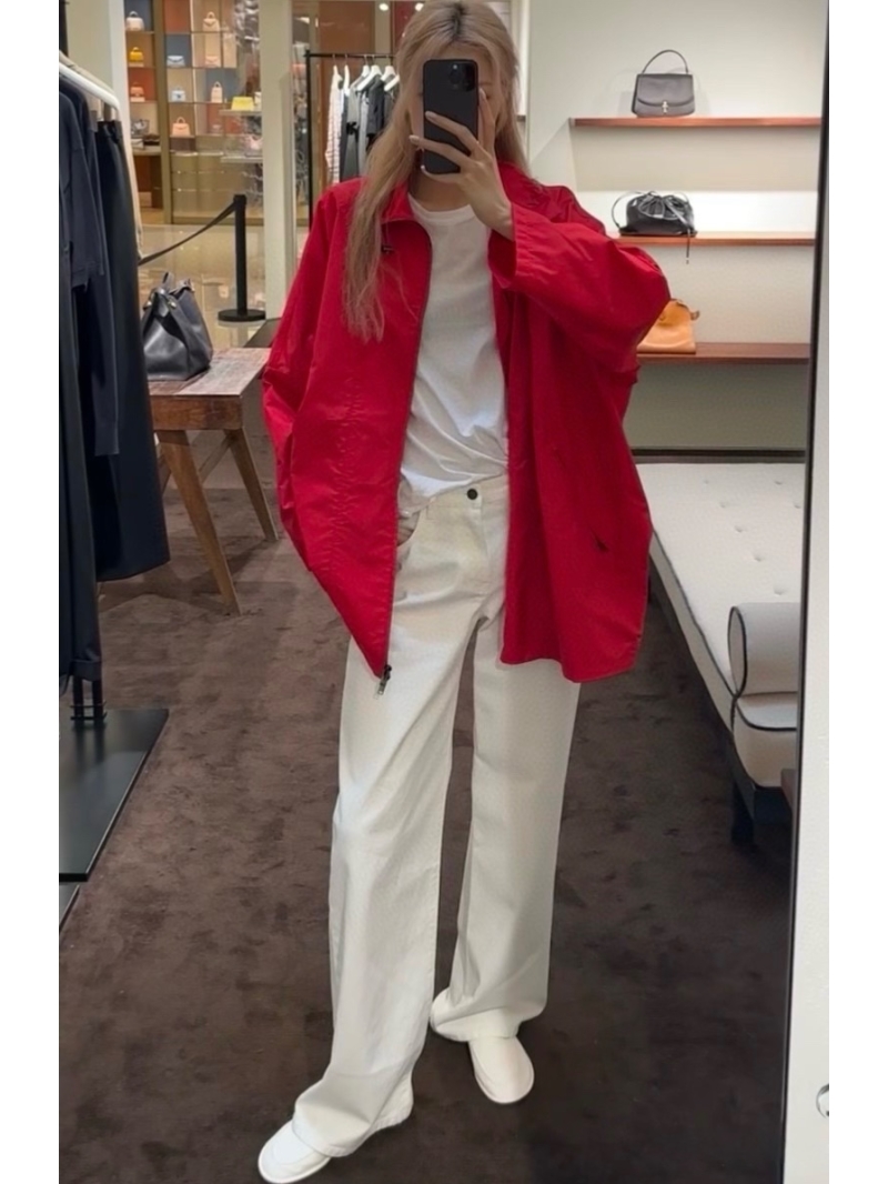 The Row White Wide-Leg Jeans – Effortless Elegance