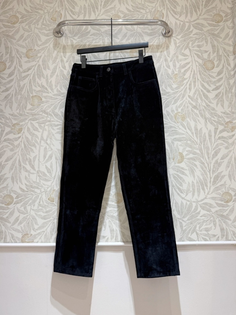 Prada Custom Velvet Cropped Pants - Black