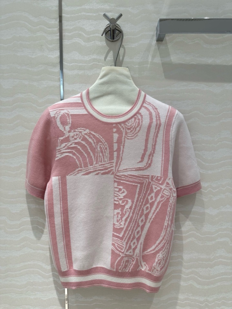 Hermes Early Spring 2024 Collection: Color-Block Wool Knit Sweater Pink