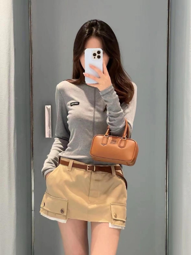 Miu Miu Fall/Winter New Long Sleeve T-Shirt