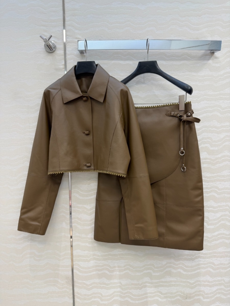 Hermès Limited Edition 100% Goatskin Short Leather Jacket with Lace Trim in Taupe