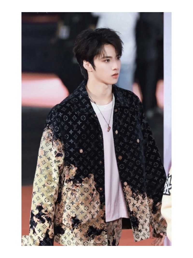 Louis Vuitton LV 24SS Bonfire Flocked Denim Jacket - Monogram Pattern