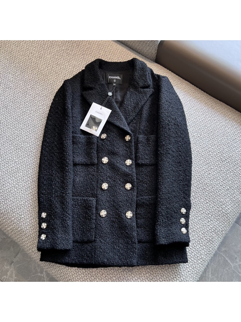 Chanel 23 Spring-Summer Collection Double-Breasted Tweed Jacket