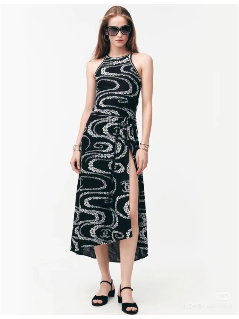 Chanel CC25 Spring/Summer Elegant Floral Dress Black and White