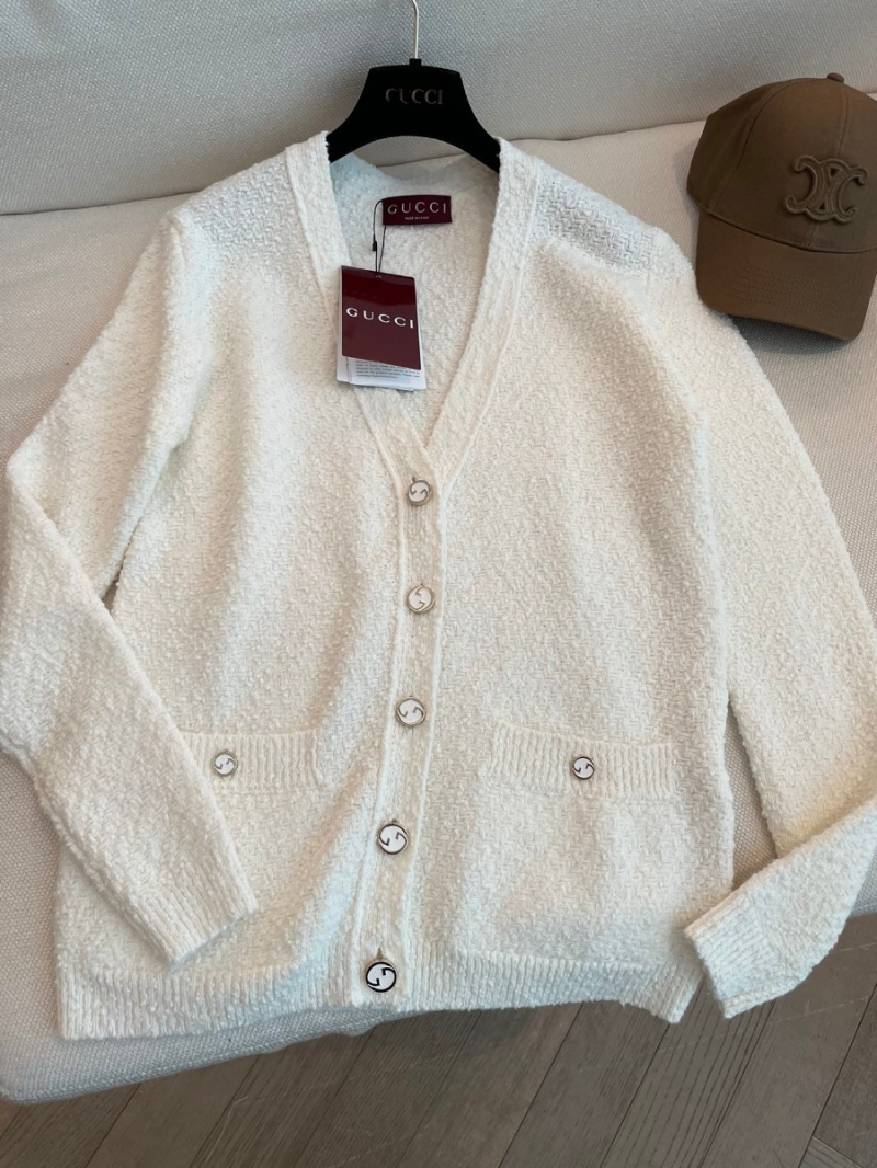 Gucci GG V-Neck Wool Cardigan in Ivory