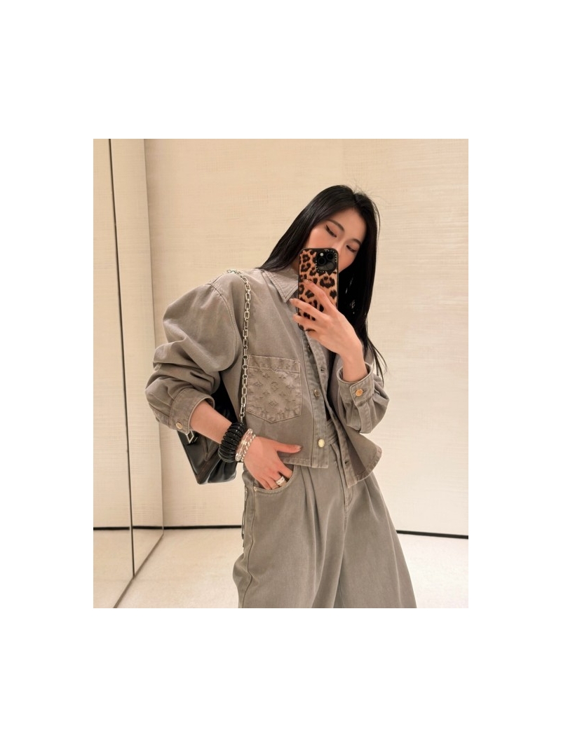 Louis Vuitton SS25 Grey Cropped Denim Shirt Jacket - Exclusive Jacquard Design