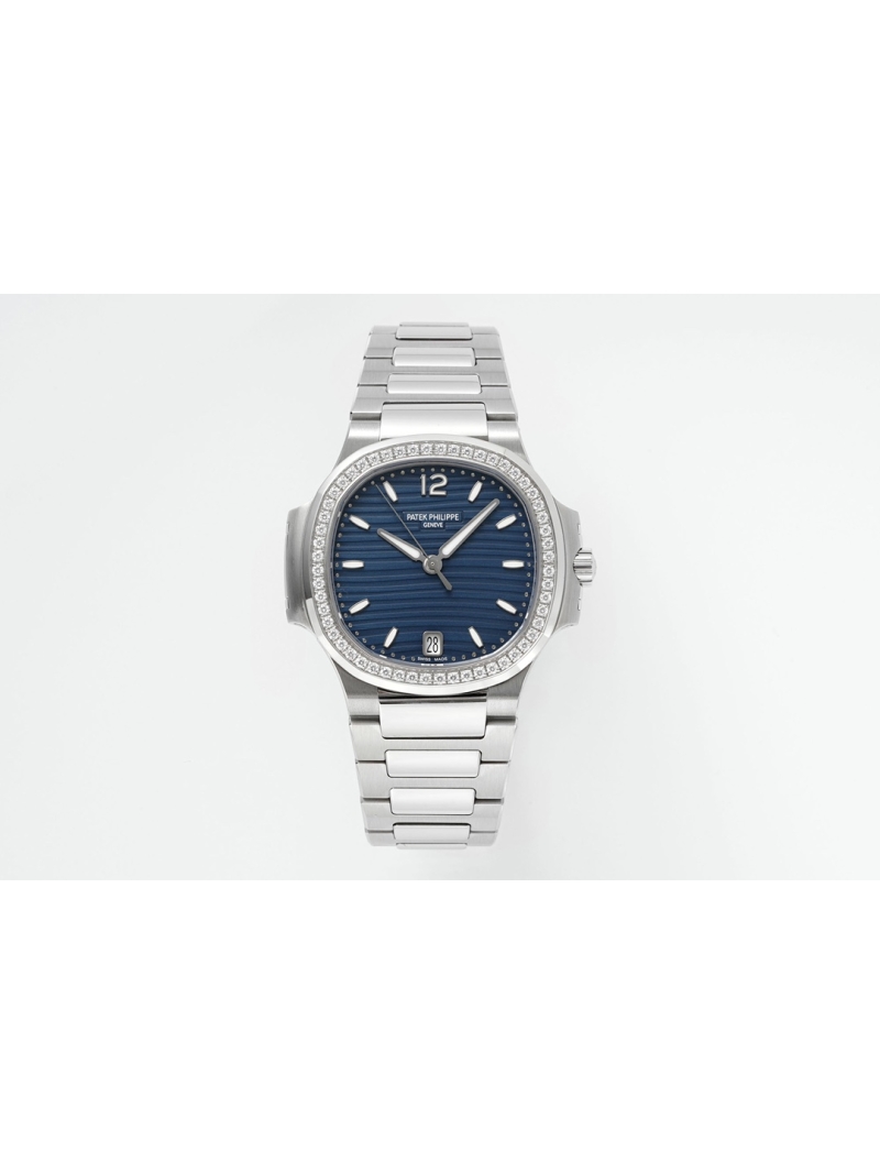 Patek Philippe Nautilus 7118 Ladies' Blue Watch: The "Most Beautiful Nautilus Design"