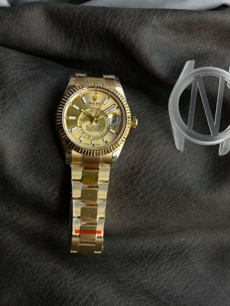 Rolex Oyster Perpetual Sky-Dweller with Original Dimensions Gold