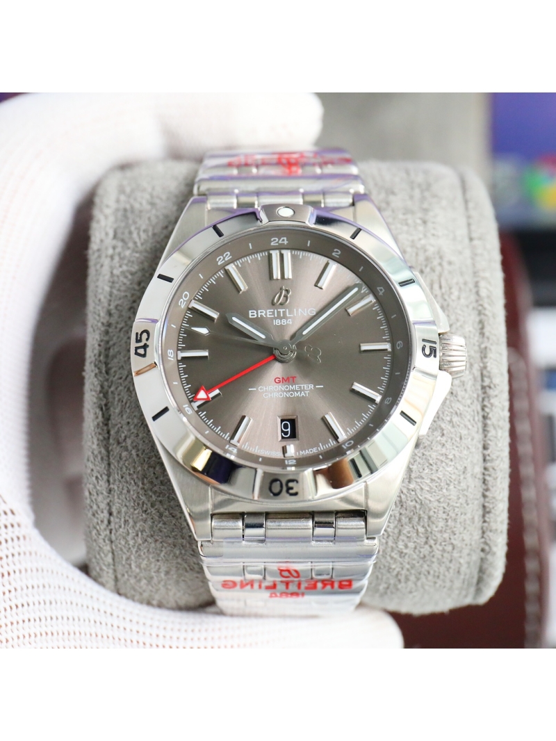 Breitling Chronomat Automatic GMT 40 (A32398101M1A1) Grey and Green