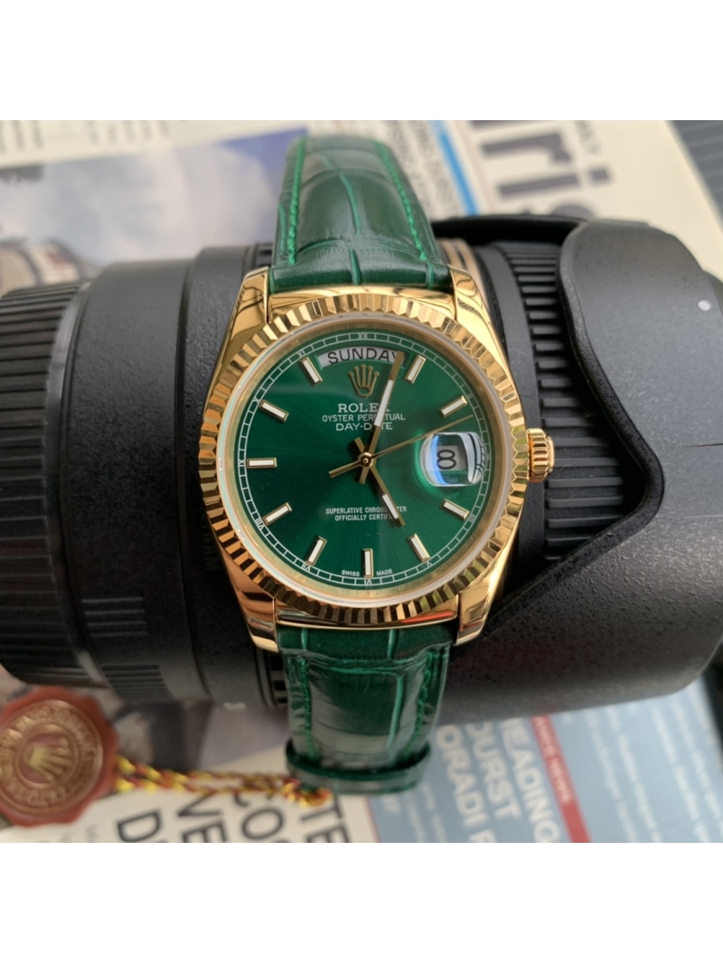  Rolex Oyster Perpetual Day-Date Series - Exclusive Edition Green leather with green plate