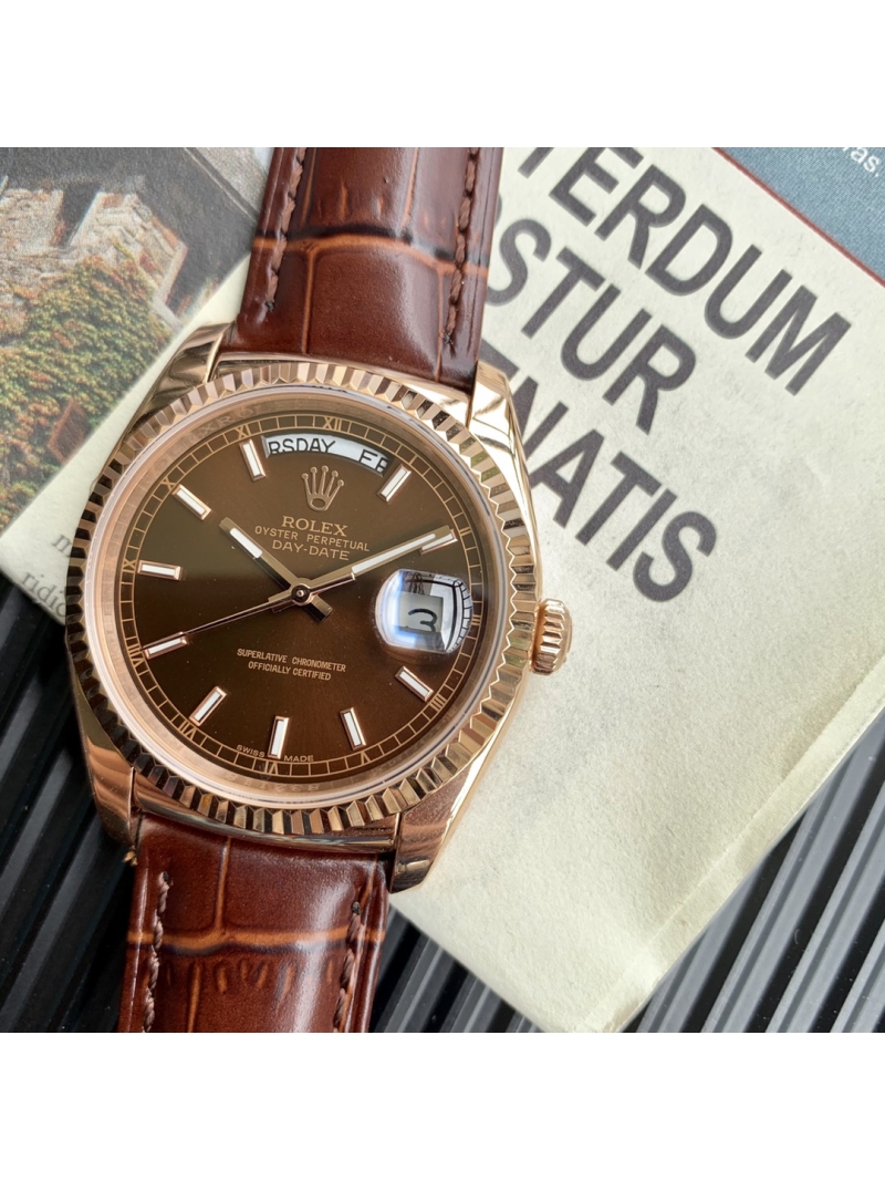  Rolex Oyster Perpetual Day-Date Series - Exclusive Edition Brown leather with brown plate