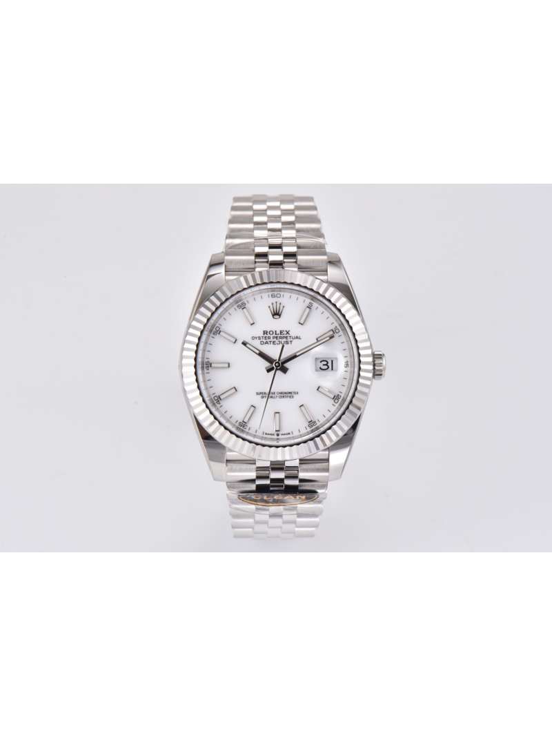 Rolex Datejust 41mm in Oystersteel and White Gold - white plate