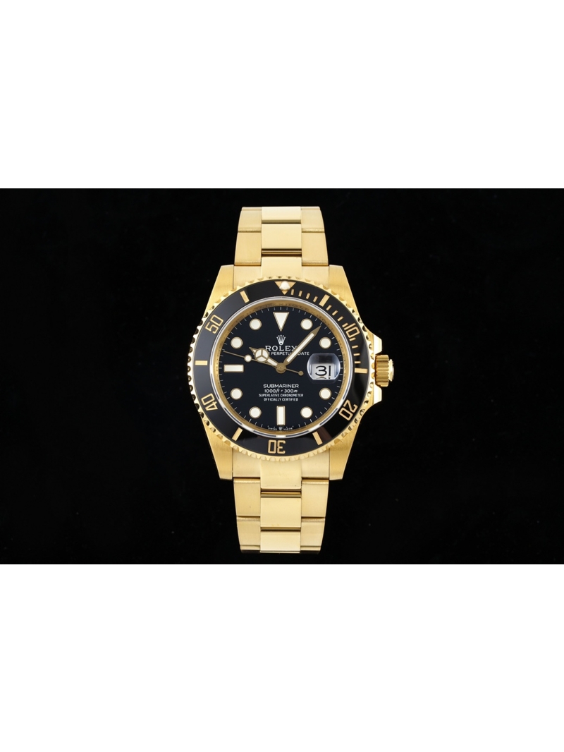 Rolex Submariner Divers' Watch 41mm Gold black