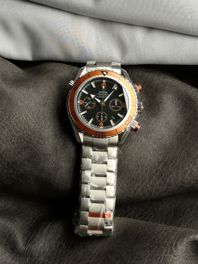 Omega Seamaster Planet Ocean 600M 2218.50.00 Steel orange
