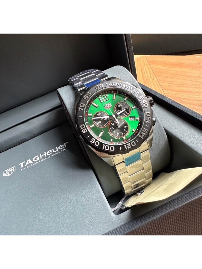 TAG Heuer Formula 1 Chronograph 43mm watch - Green Dial with steel