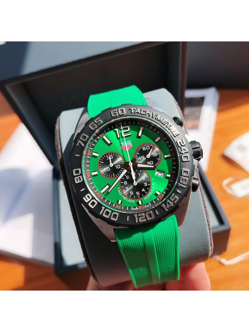 TAG Heuer Formula 1 Chronograph 43mm watch - Green Dial