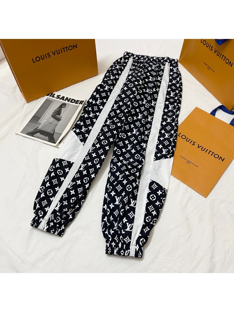 Louis Vuitton LV 2024 Fall/Winter Monogram Embroidered Track Pants - Black & White